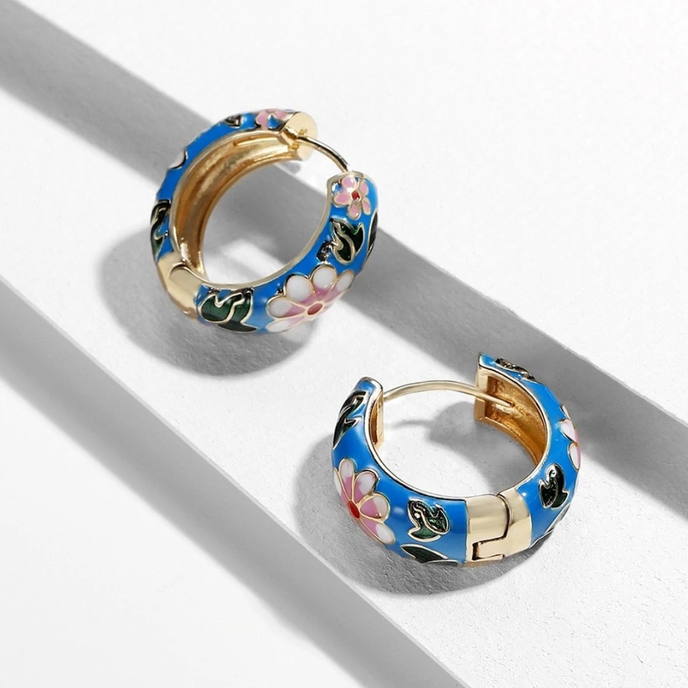 Gold Hoop Flower Earrings